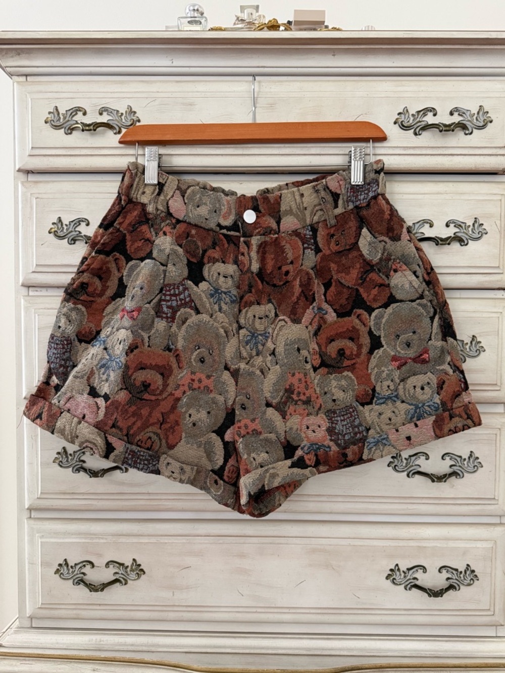 SHEIN Brown Teddy Bear Tapestry Shorts